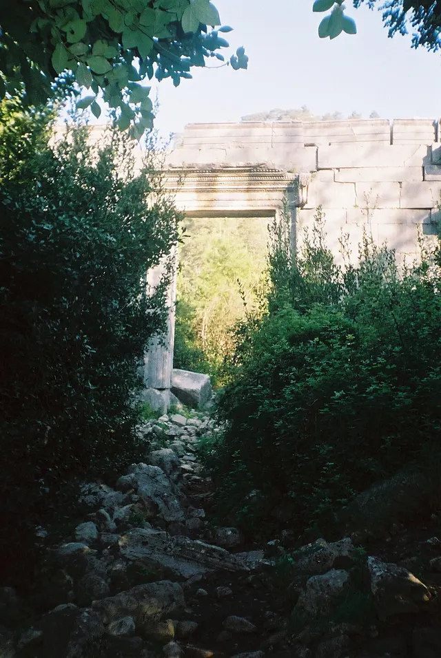 Olympos Antik Kenti & Sahili